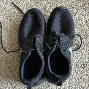 Nike black and grey roshe